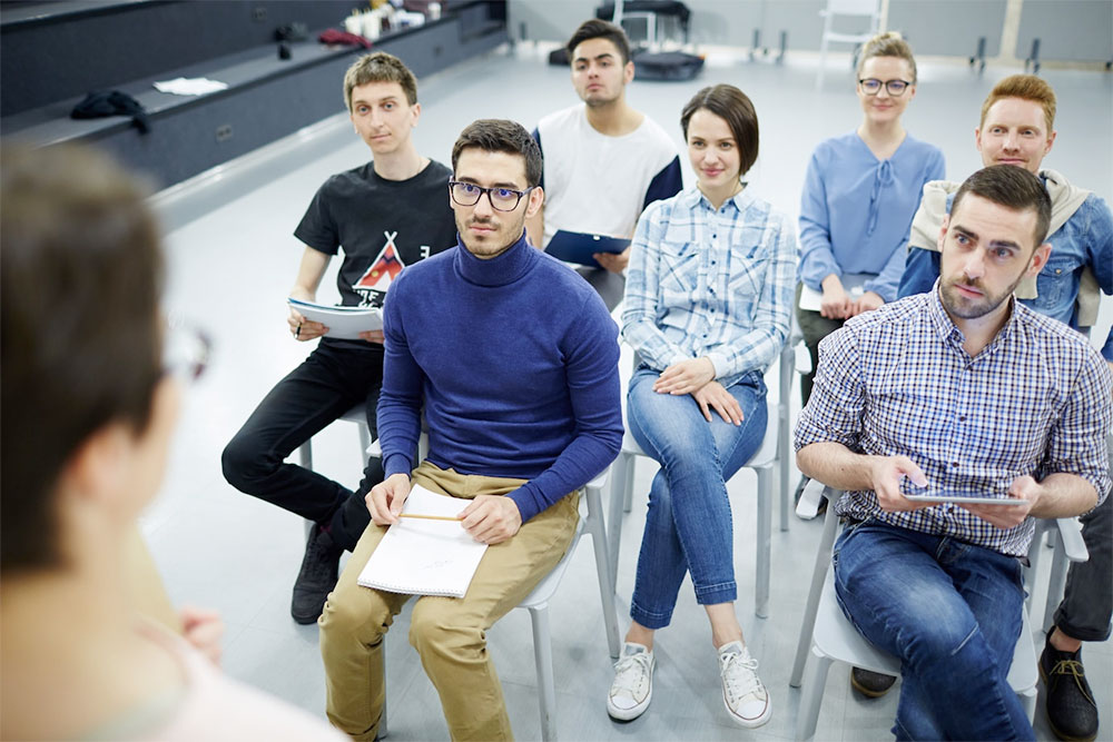 Corsi in aula di marketing